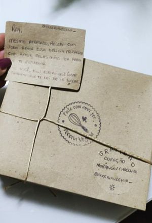 Encomendei um chocolate vegano de presente pra minha sobrinha e olha como ela entregou❤️ at Doceria Vegana in Irece