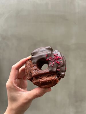 【SEASONAL ITEM】
chocolate old-fashioned
vegan chocolate and vegan donut
Allergies:wheat,almond at Atago - Saunas  in Tokyo
