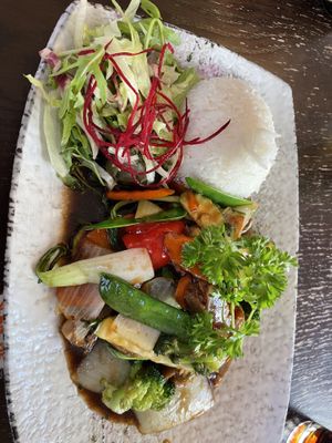 Mekong Wok mit Seitan  at Cu Thoc Restaurant in Wermelskirchen