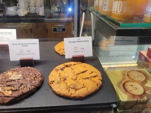 Vegan Labelled Pumkin Spice Cookies at Starbucks Coffee in Broughton