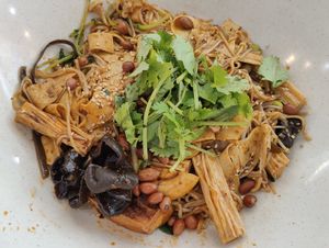 Mala hot pot at Shu Vegetarian - 蔬方斋 - Jurong West in West Singapore