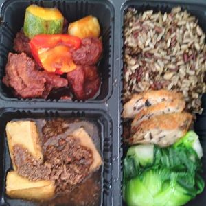 Thai sawadee set at Whole Earth 环界蔬食 in Central Singapore