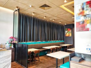 Interior at Whole Earth 环界蔬食 in Central Singapore