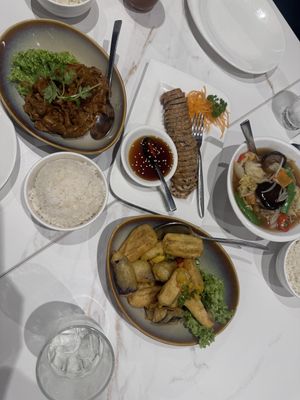 Dinner   at Whole Earth 环界蔬食 in Central Singapore