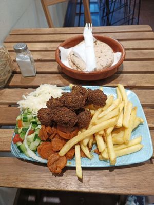  at Hummusbar in Budapest