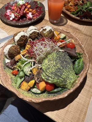 Falafel bowl  at Honest Greens - Gran de Gracia in Barcelona