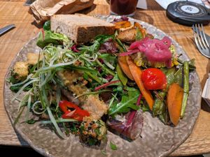 Herb tofu and seasonal roasted veg at Honest Greens - Gran de Gracia in Barcelona