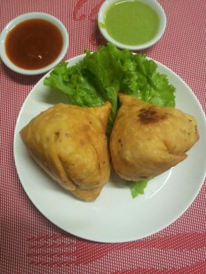 vegetarian Samosa at Coriander in Phnom Penh