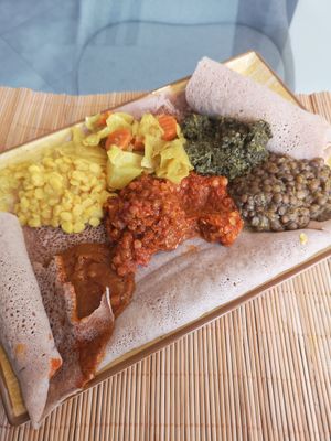 Beyaynetu for one person at Tena Adam Feinkosten und Gewürzladen  in Munich