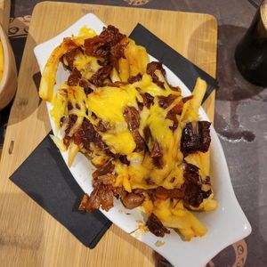 Dirty fries with pineapple and jackfruit at Hip and Pistol in Ilfracombe