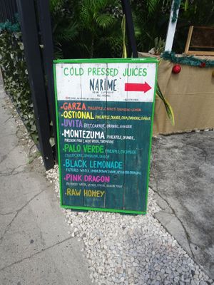 nice choice of cold pressed juices at Good Cocina Alternativa in Liberia