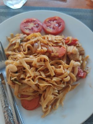 Yellow noodles with tofu and mushrooms at Veggie's in Vang Vieng