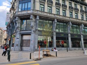 On the corner at Kam Yuen Supermarket in Brussels