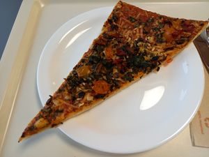 Vegane Pizza at Mensa Am Hubland in Wurzburg