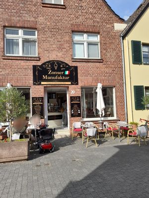 Entrance at Zonser Eis Manufaktur in Dormagen