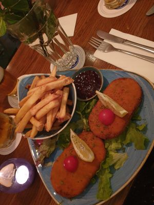 The regular Schnitzel without topping. at platt und belegt in Munich