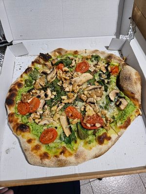  at Pizza Lab in Alicante