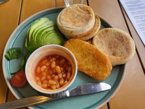 Build your own breakfast at Coffee Staines in Beechworth