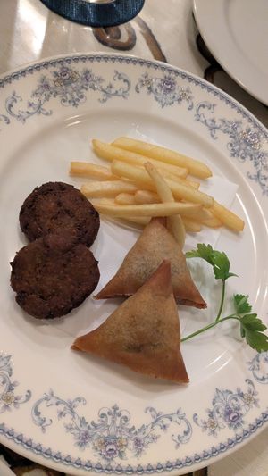 Samosa and falafels at Queen Sheeba in Tokyo