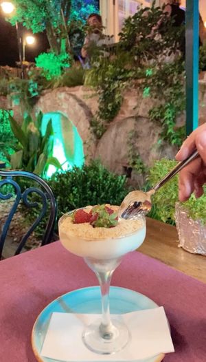  at Olive Garden in Istanbul