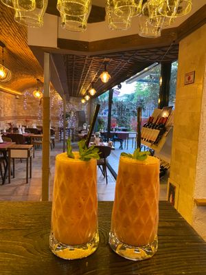  at Olive Garden in Istanbul