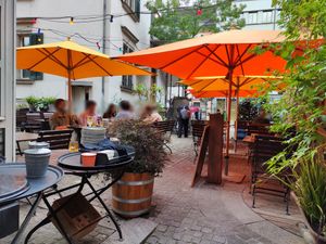 Outdoor seating at Outback Lodge in Zurich