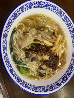   at Suxiang Zhai Zhanshan Temple - 湛山寺素香斋 in Qingdao