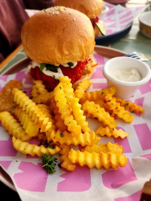 Vegan Burger at Paperhills in Kintamani