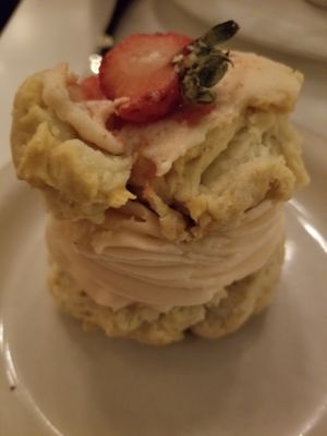 Strawberry Shortcake - Icing is a bit too sweet for my taste, pastry was excellent and strawberry filling was delicious. Glad I tried it. :) at Peacefood Cafe - Downtown in New York City
