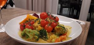 Veganes Gemüse-Kokos-Curry at Zum Mühlenteich in Bassum