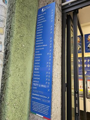 Eiskarte at Gelateria Lago di Garda in Innsbruck