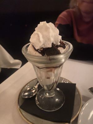 Sundae  at Crossroads Kitchen in Los Angeles