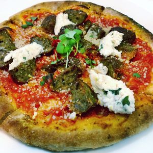 Spicy Sausage Pizza at Crossroads Kitchen in Los Angeles