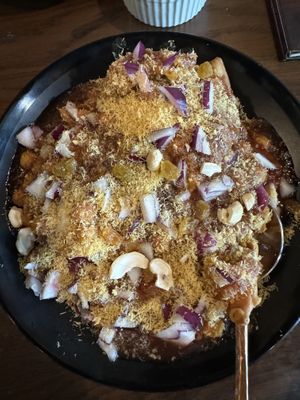 Vegan Samosa Chaat (no yogurt and dairy based chutney)  at Jannat-E-Punjab in Guelph