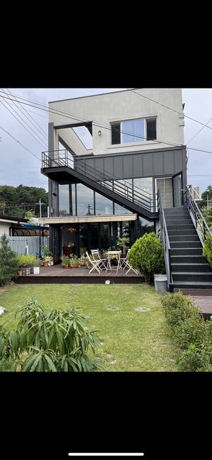 Outside sitting   at Hygge Cafe Vegan Bakery - 휘게 카페 비건베이커리 in Gangreung