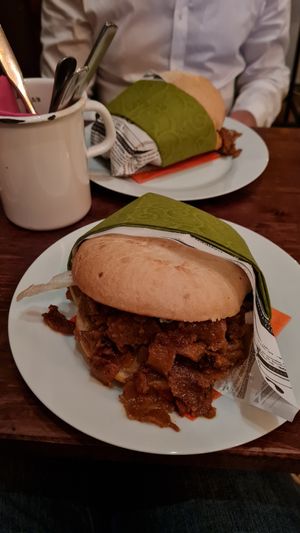 Schöner Döner at Cafe Harvest in Vienna
