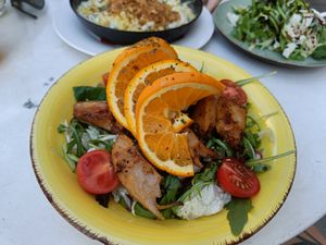  at Cafe Harvest in Vienna