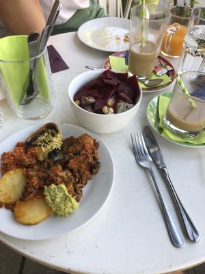 Brunch  at Cafe Harvest in Vienna