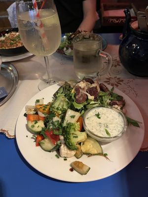 Geschmortes Gemüse mit Salat  at Cafe Harvest in Vienna