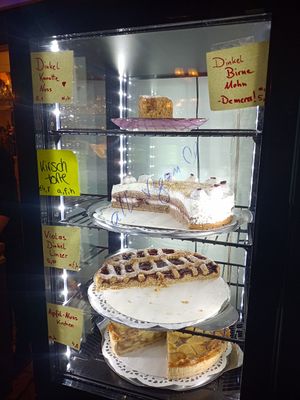  at Cafe Harvest in Vienna