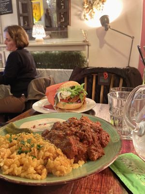   at Cafe Harvest in Vienna