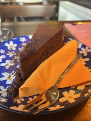   at Cafe Harvest in Vienna