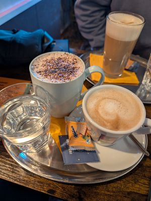 Cappuccino and hot chocolate at Cafe Harvest in Vienna