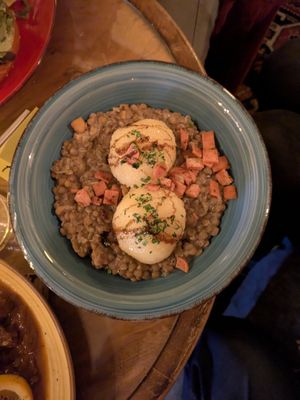 Vegane Specklinsen at Cafe Harvest in Vienna