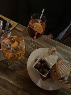   at Cafe Harvest in Vienna