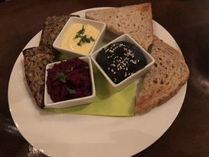 Tridip  at Cafe Harvest in Vienna