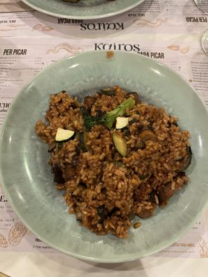 Vegane Gemüsepaella  at Kairos  in Lescala