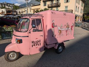 In the shadow of the mountaineers ( bronze statue)... at Rose du Pont in Chamonix-mont-blanc