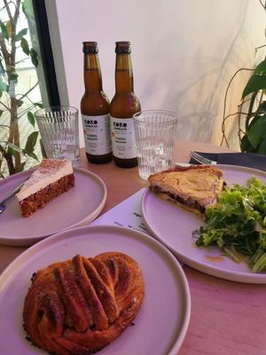 Carrot cake, Quiche, kardamonka at Zgoda Cafe in Krakow
