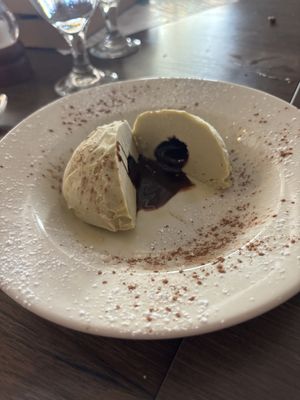   at Siamo Napoli in San Diego